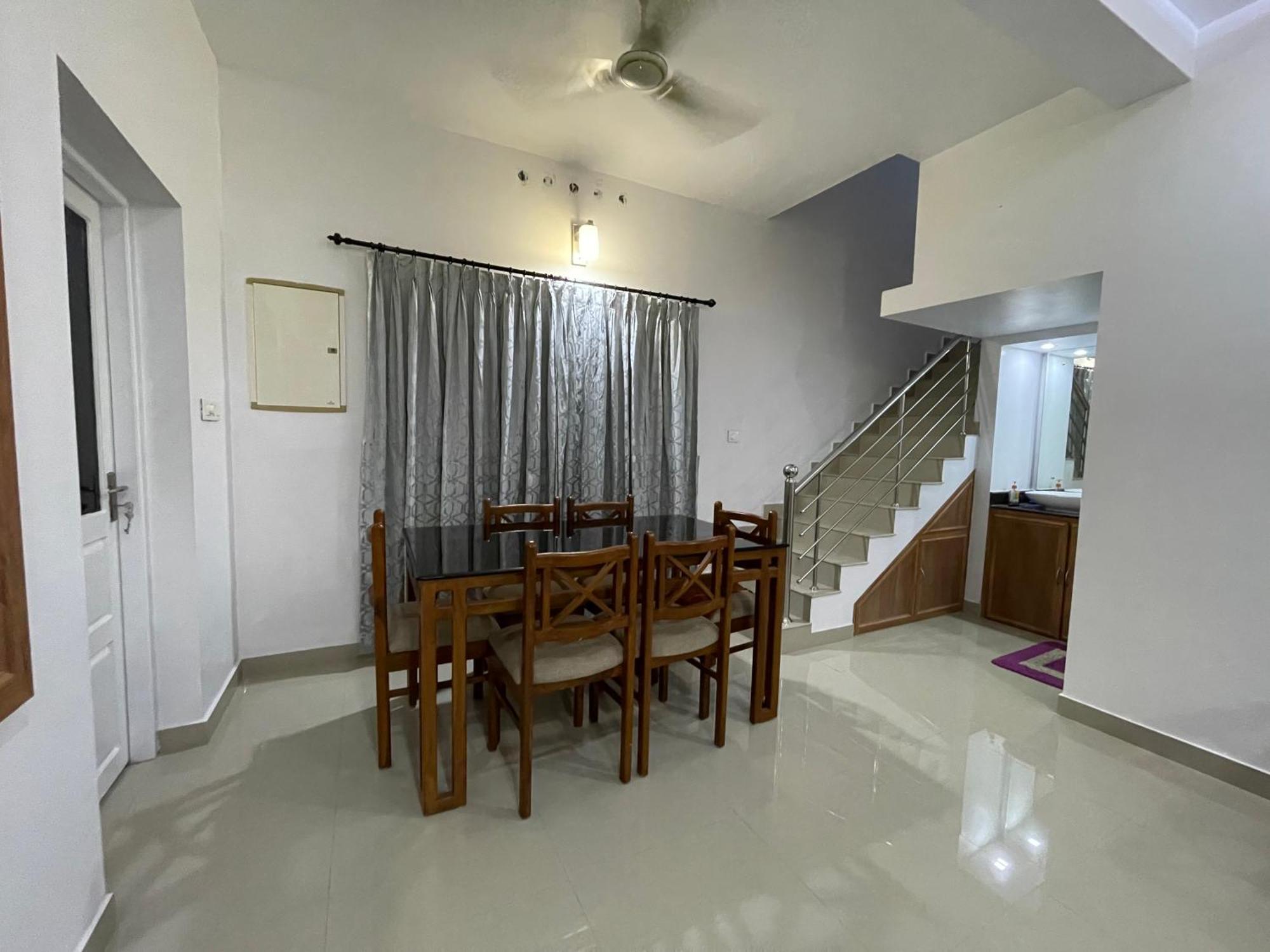 Dream Home Kochi Tripunithura Exterior photo