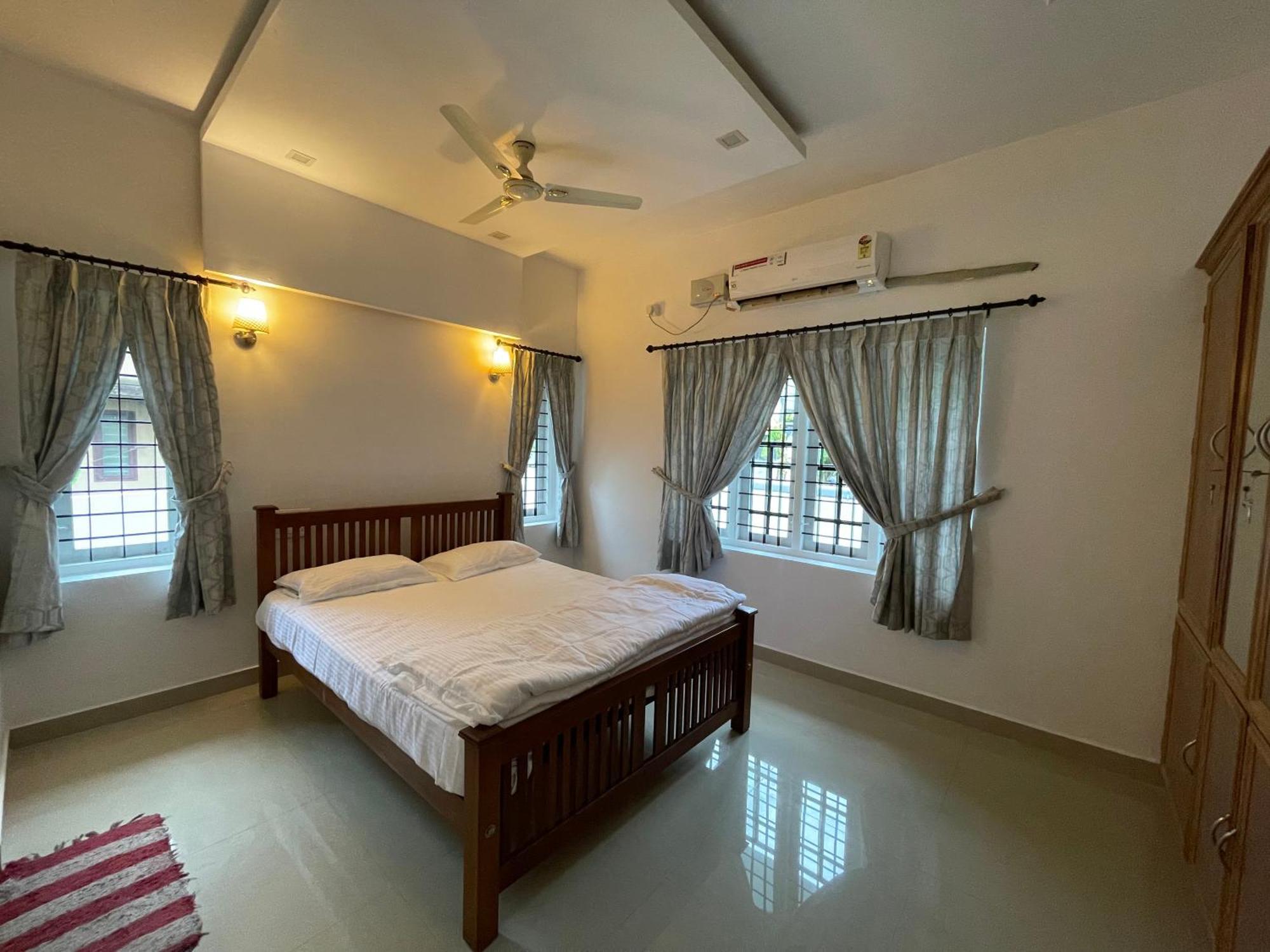 Dream Home Kochi Tripunithura Exterior photo